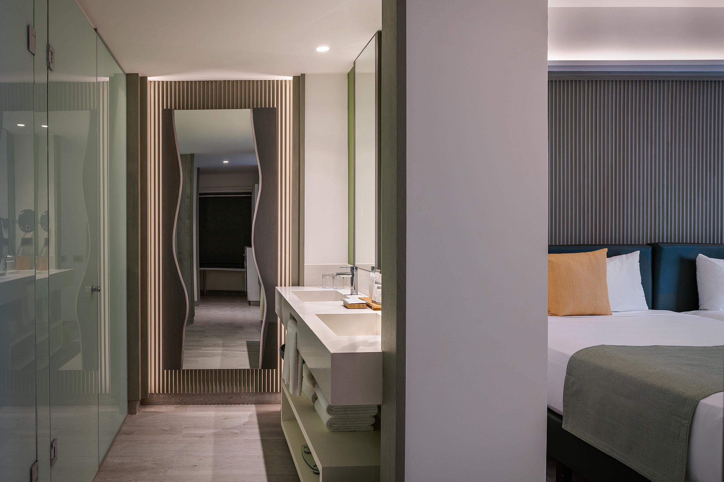 Catalonia Grand Costa Mujeres All Suites & Spa Канкун Экстерьер фото A guest room at the hotel